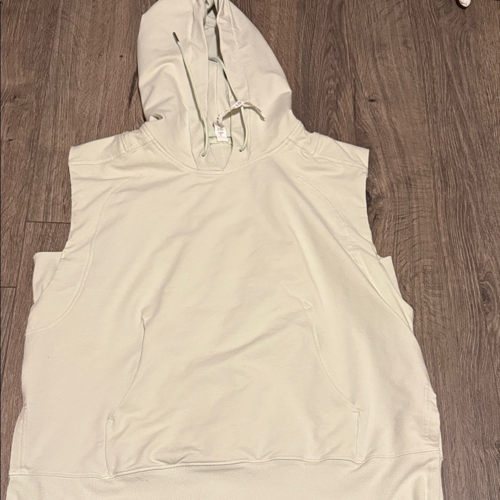 lululemon athletica Sleeveless Pullover Hoodie - Pale Green
